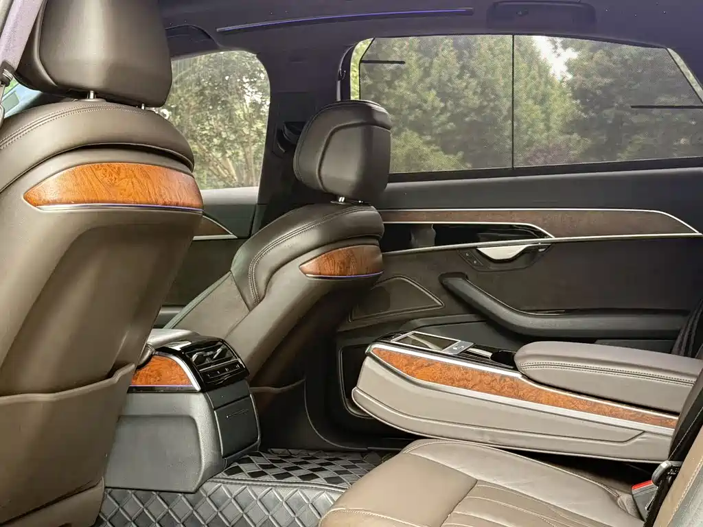 Audi A8 2018 A8L 55 TFSI quattro Premium