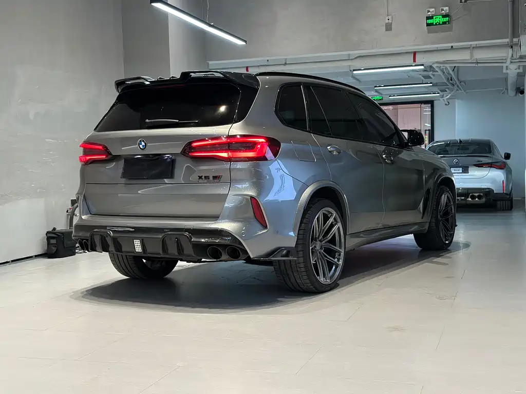 BMW X5 M