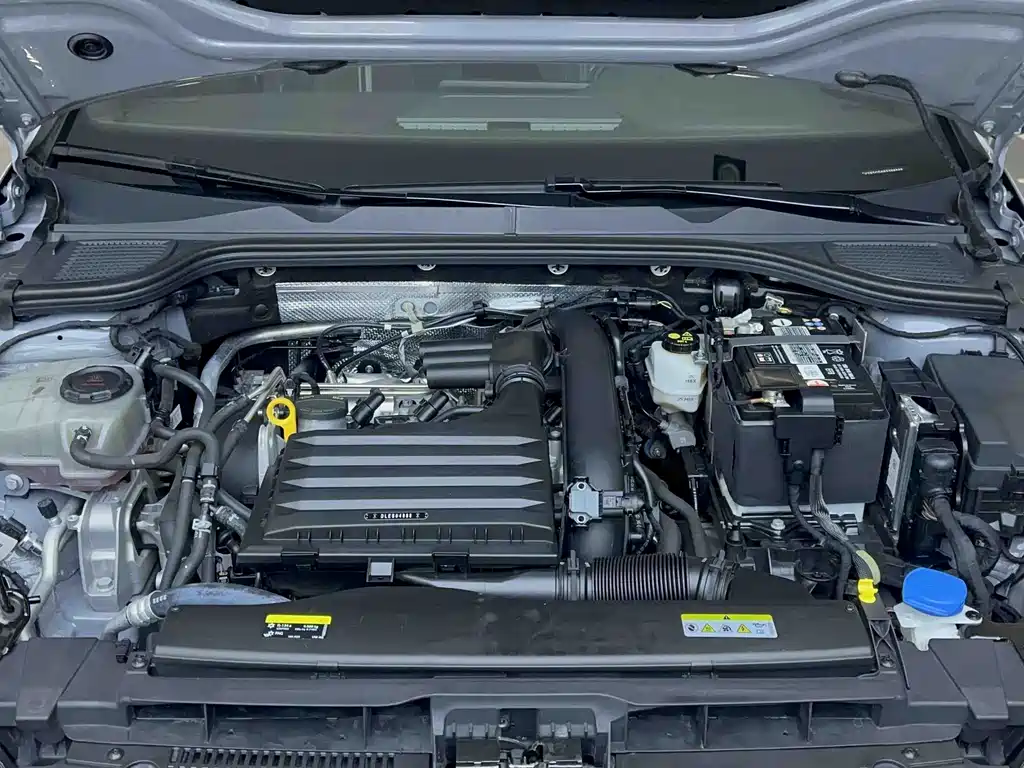 Volkswagen Golf — миниатюра 21
