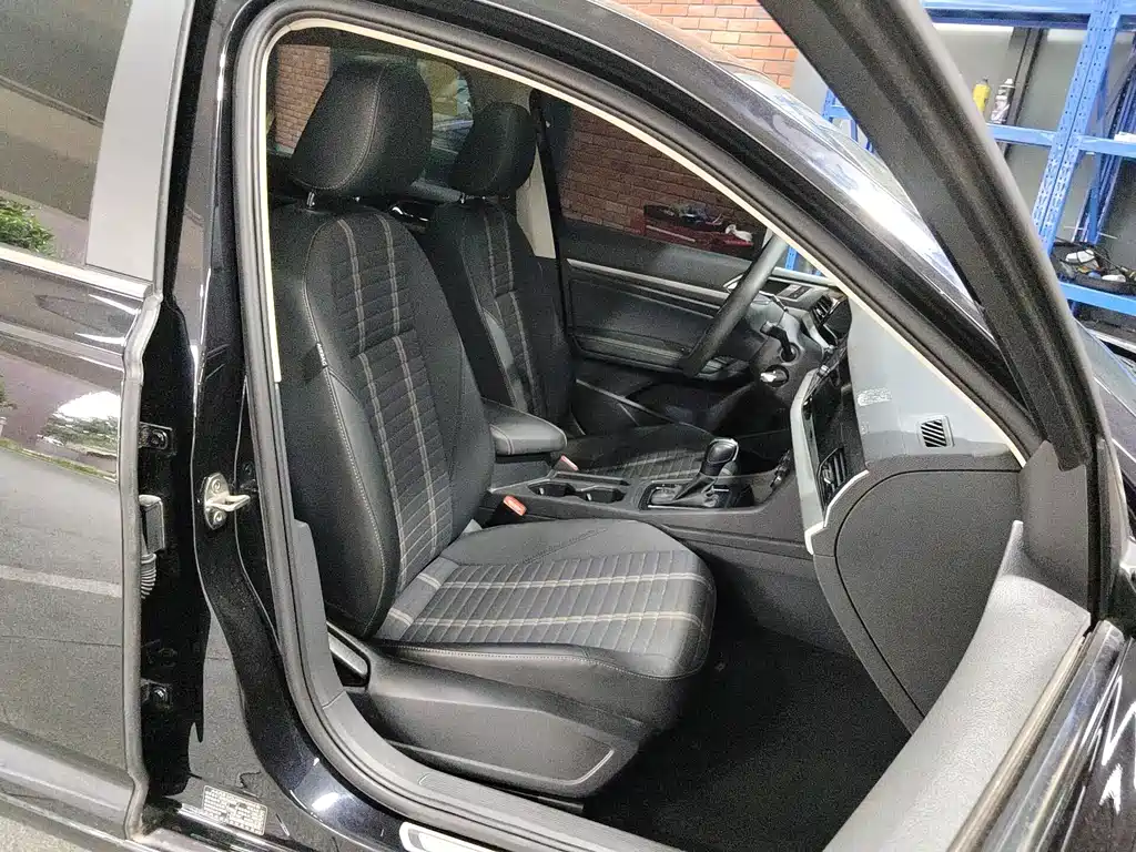 Volkswagen Lavida — миниатюра 10