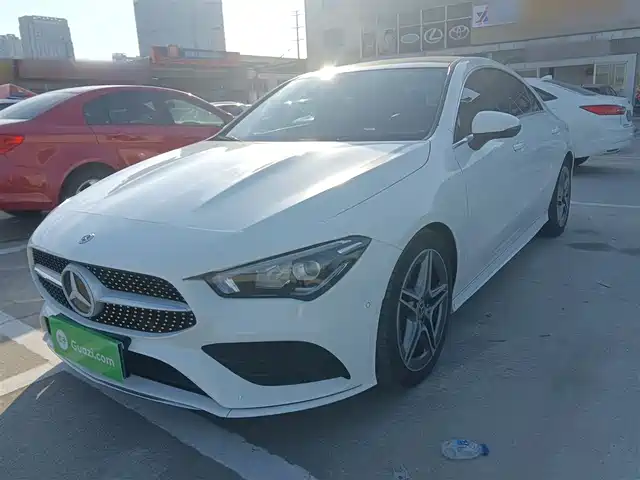 MERCEDES-BENZ CLA