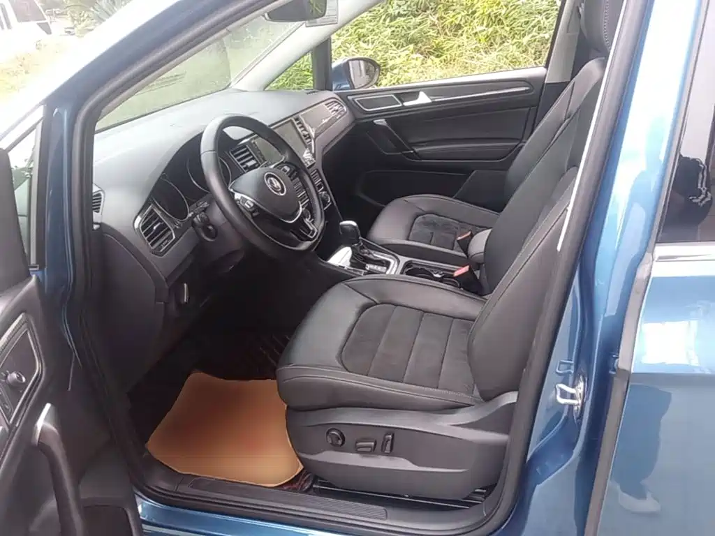 Volkswagen Golf Sportsvan — миниатюра 15