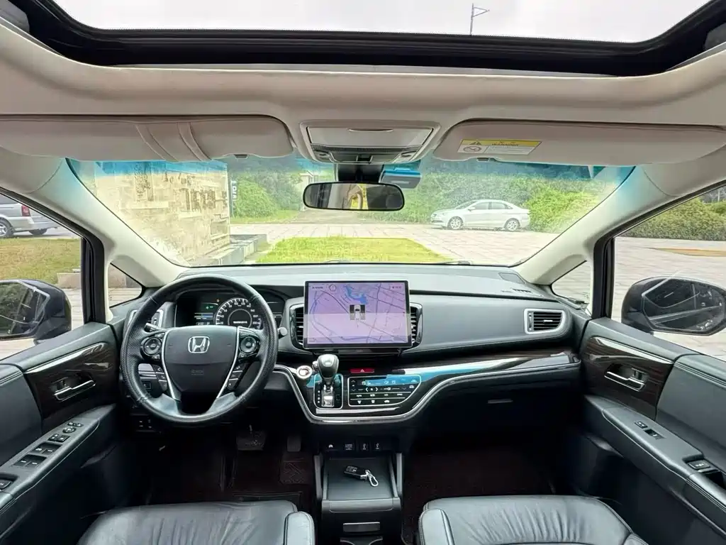 Honda Odyssey — миниатюра 5