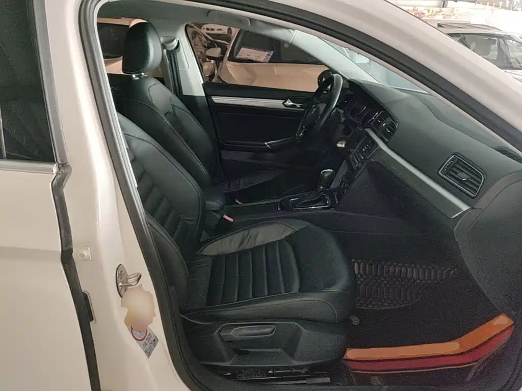 Volkswagen Lamando — миниатюра 25