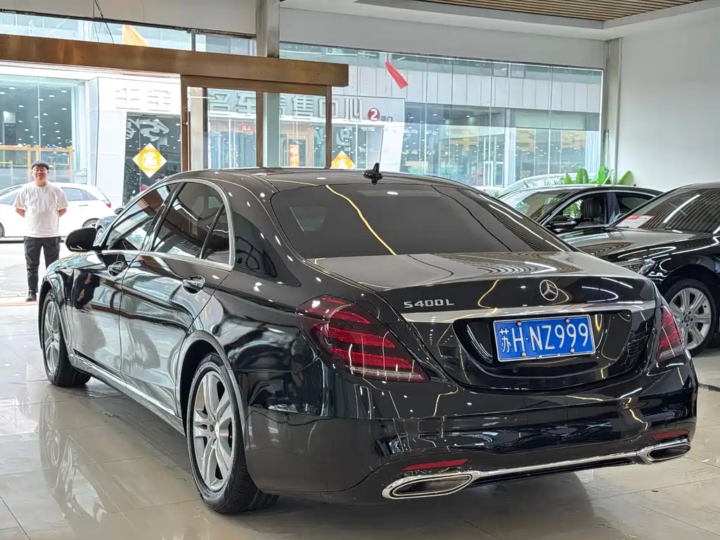 Mercedes-Benz S-Class — миниатюра 6