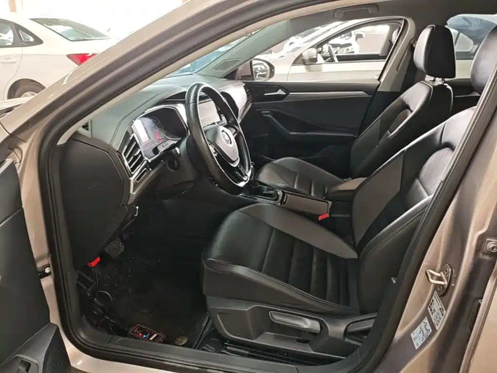 Volkswagen Sagitar — миниатюра 15