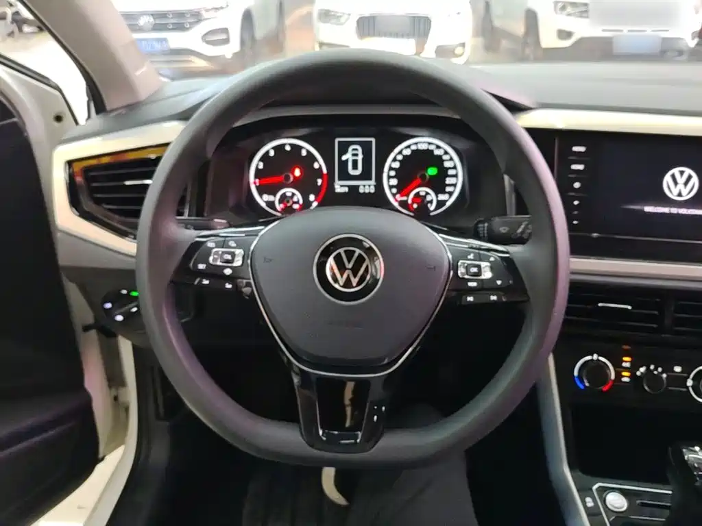 Volkswagen Polo — миниатюра 11