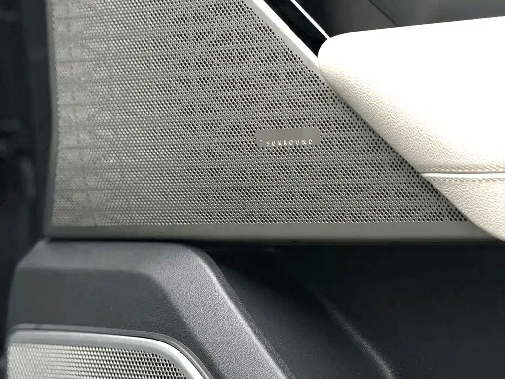 Land Rover Range Rover Velar 2017 P380 R-DYNAMIC SE