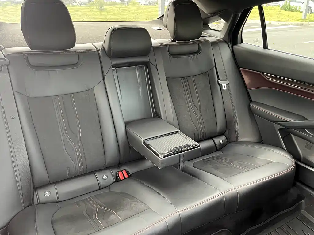 Ford Mondeo — миниатюра 16