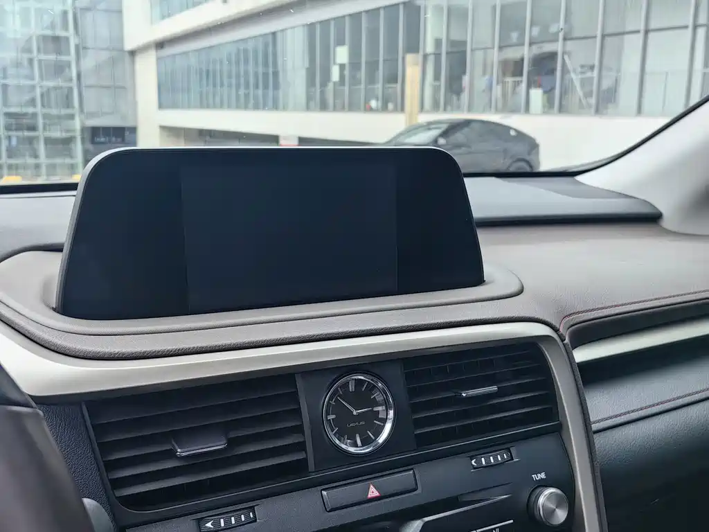 Lexus RX — миниатюра 11