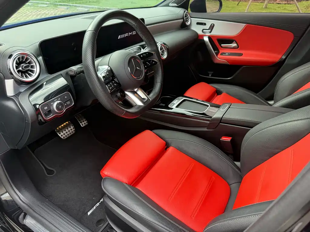 Mercedes-Benz A-Class AMG — миниатюра 4