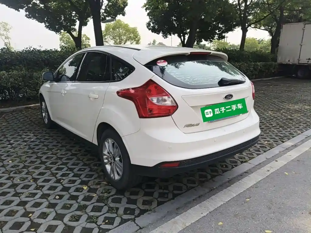 Ford Focus 2012 1.6L AT Comfort
