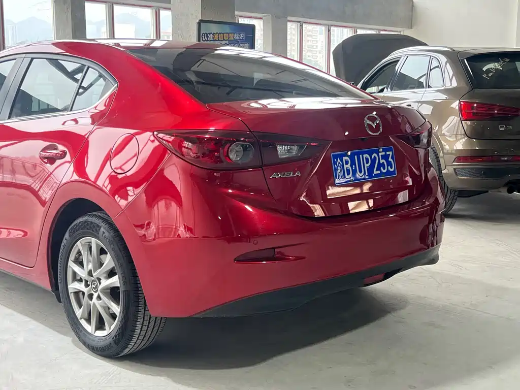 Mazda 3 Axela — миниатюра 11