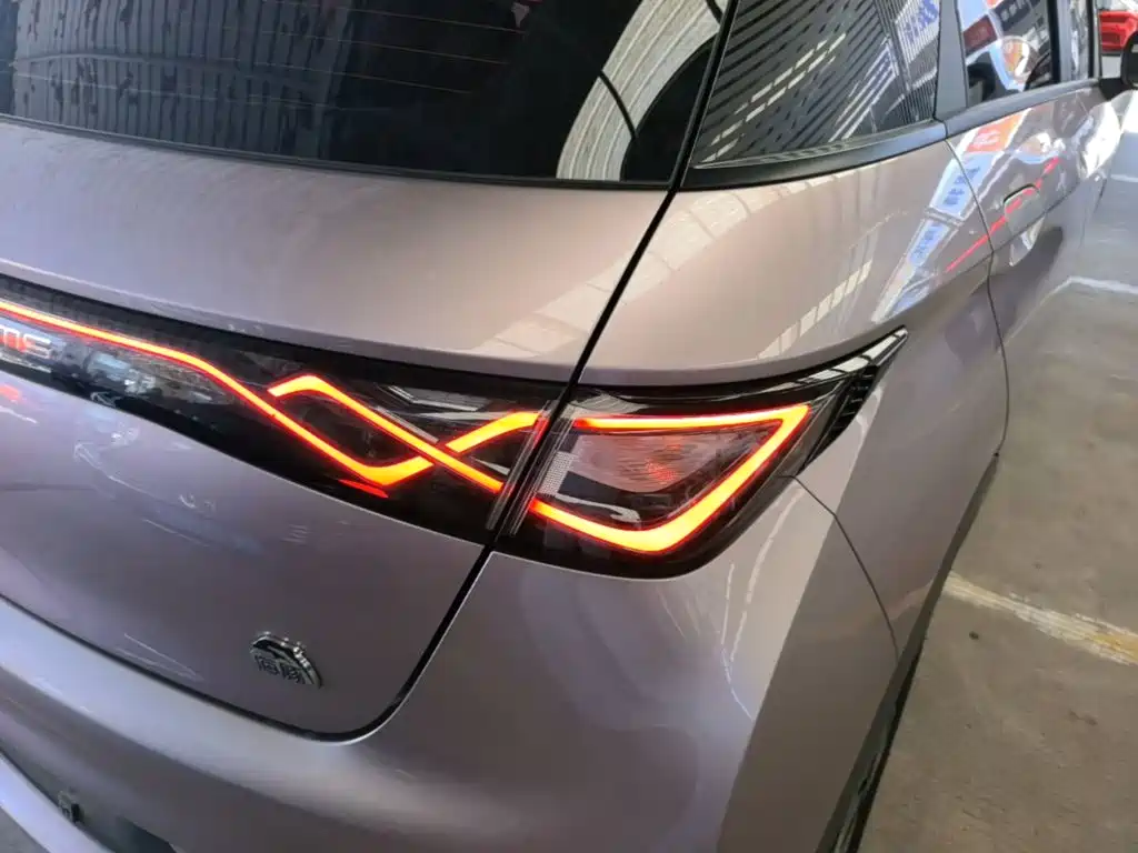 BYD Dolphin — миниатюра 8