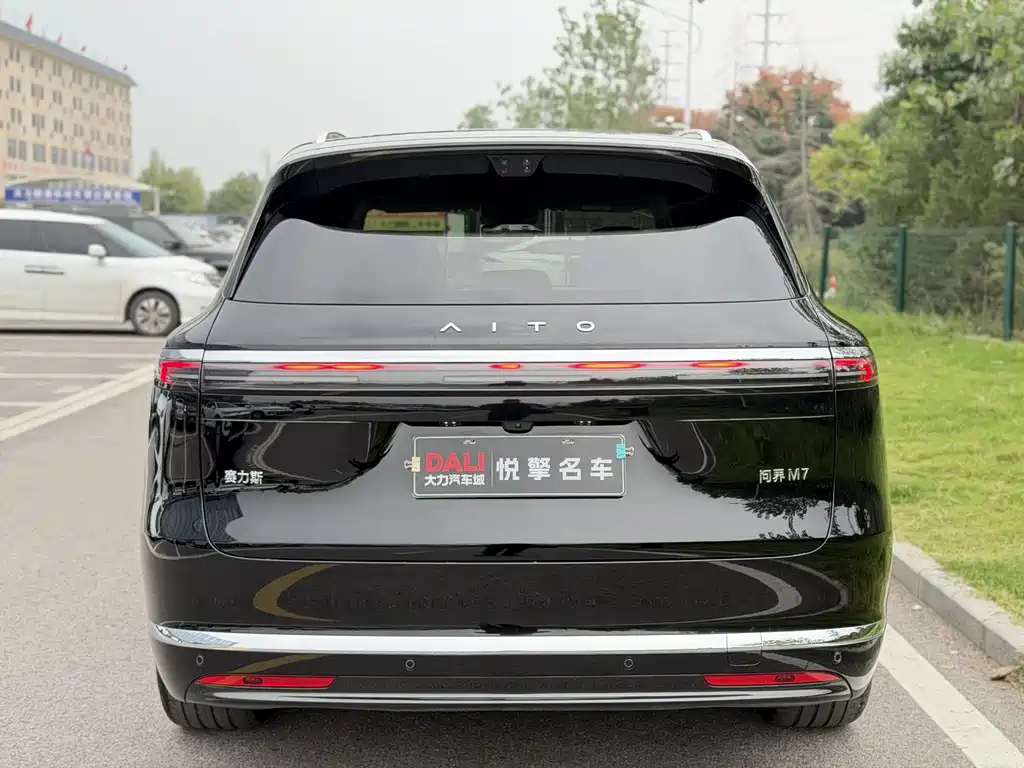 AITO AITO M7 — миниатюра 8