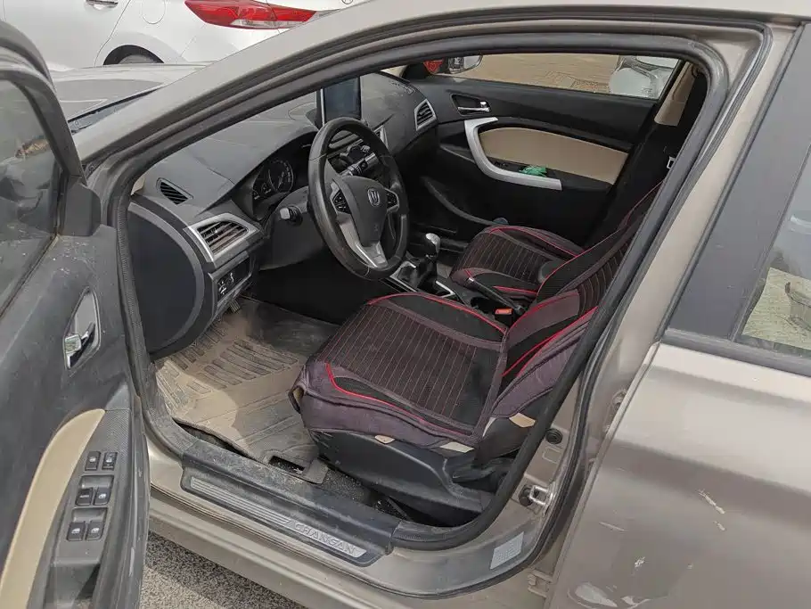 Changan V7 — миниатюра 9