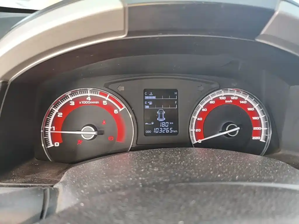 Isuzu Lingtuo — миниатюра 12