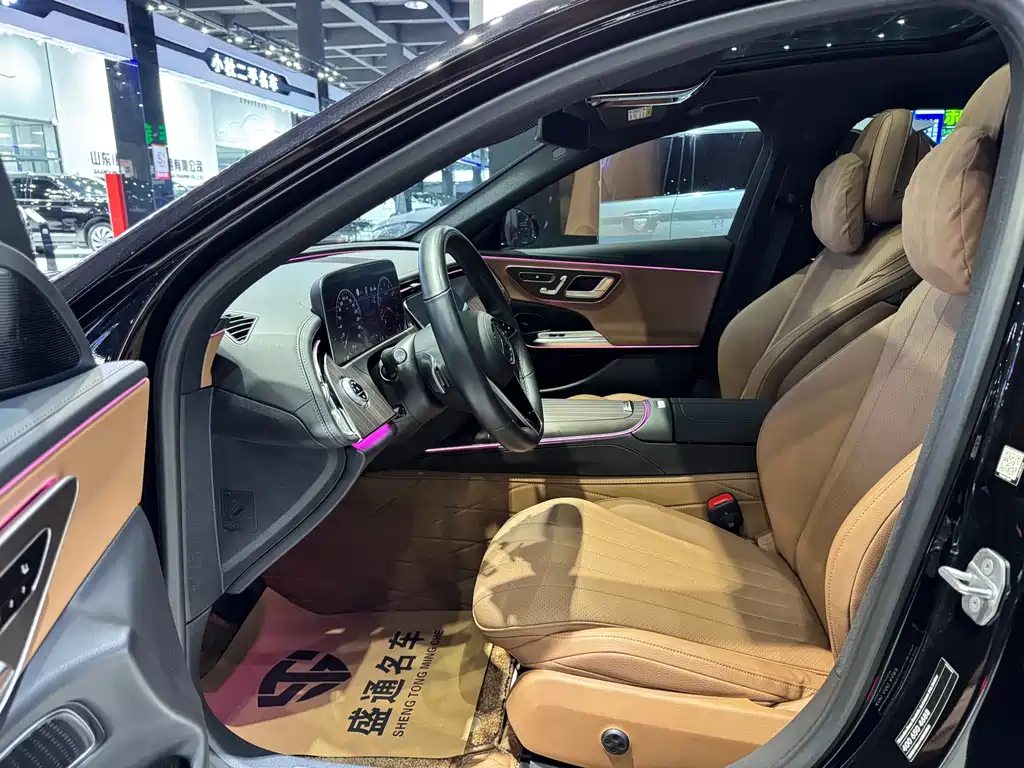Mercedes-Benz E-Class E 2024 E 300 L Fashion