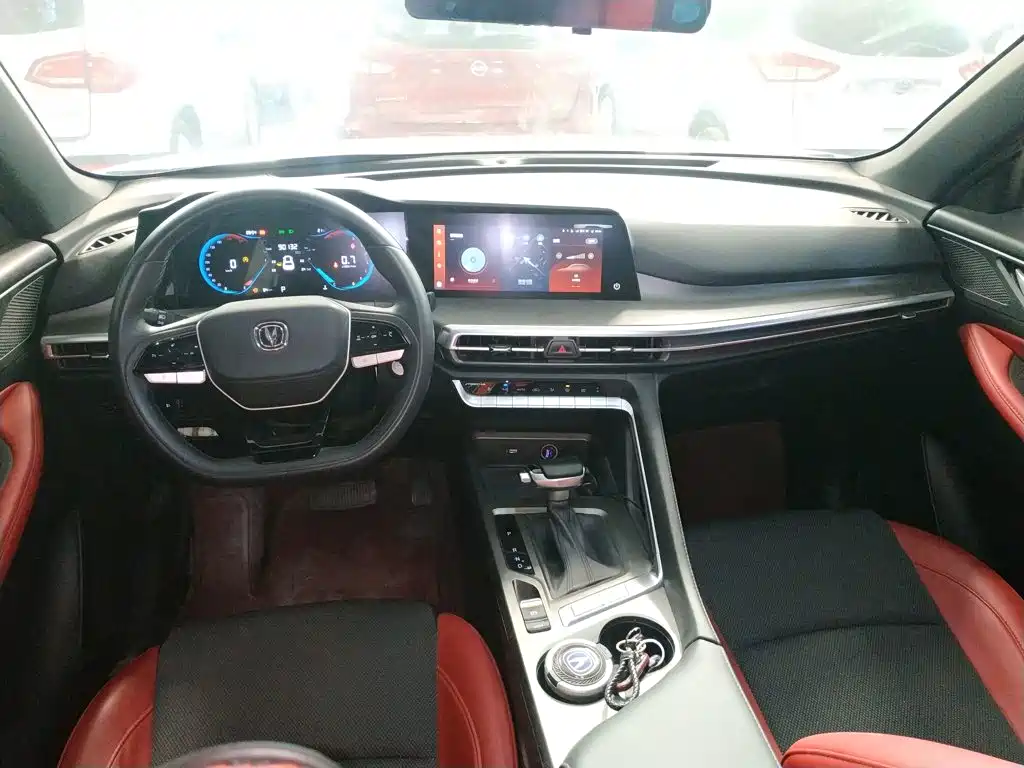 Changan CS35PLUS — миниатюра 10