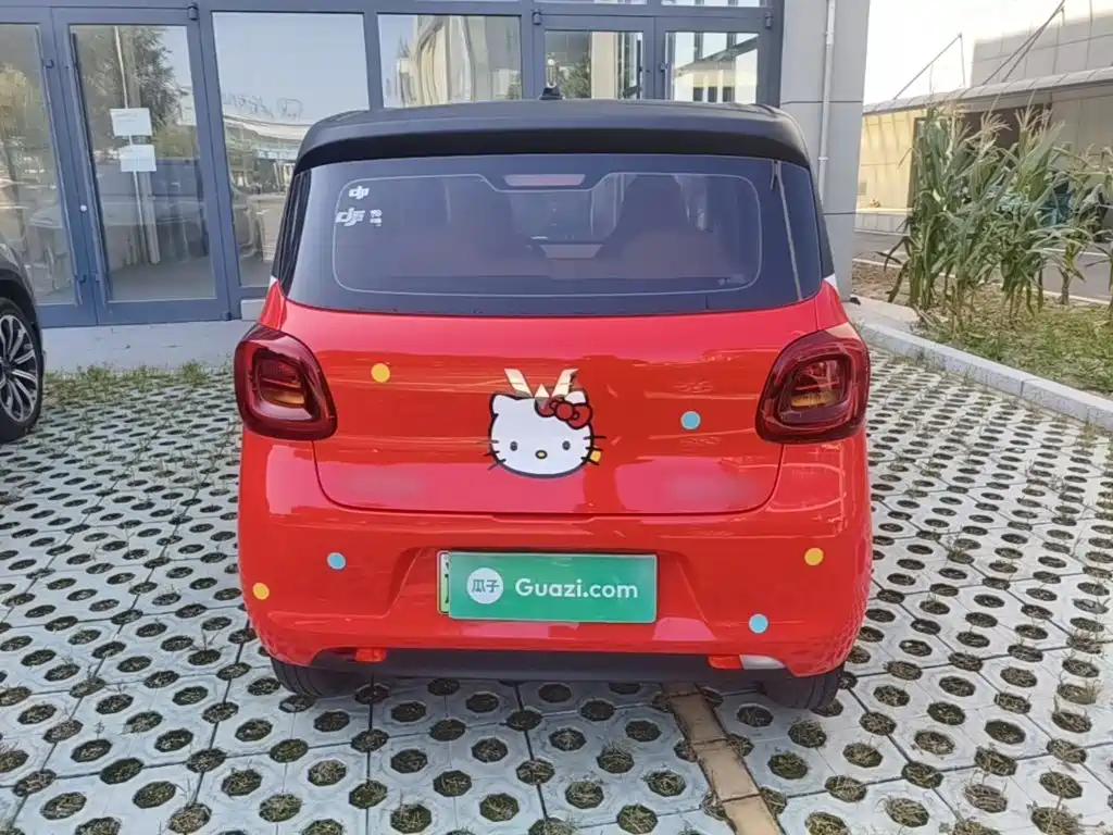 Wuling MINIEV — миниатюра 6