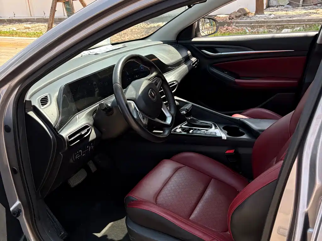 Changan Eado — миниатюра 4