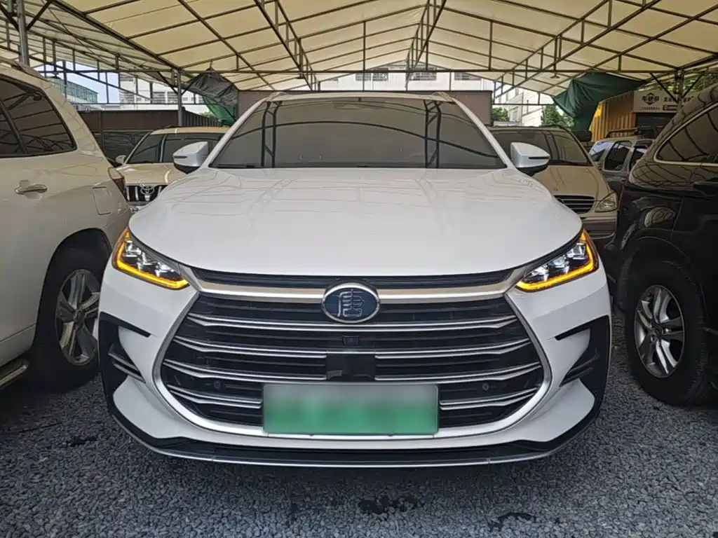 BYD Tang New Energy — миниатюра 3