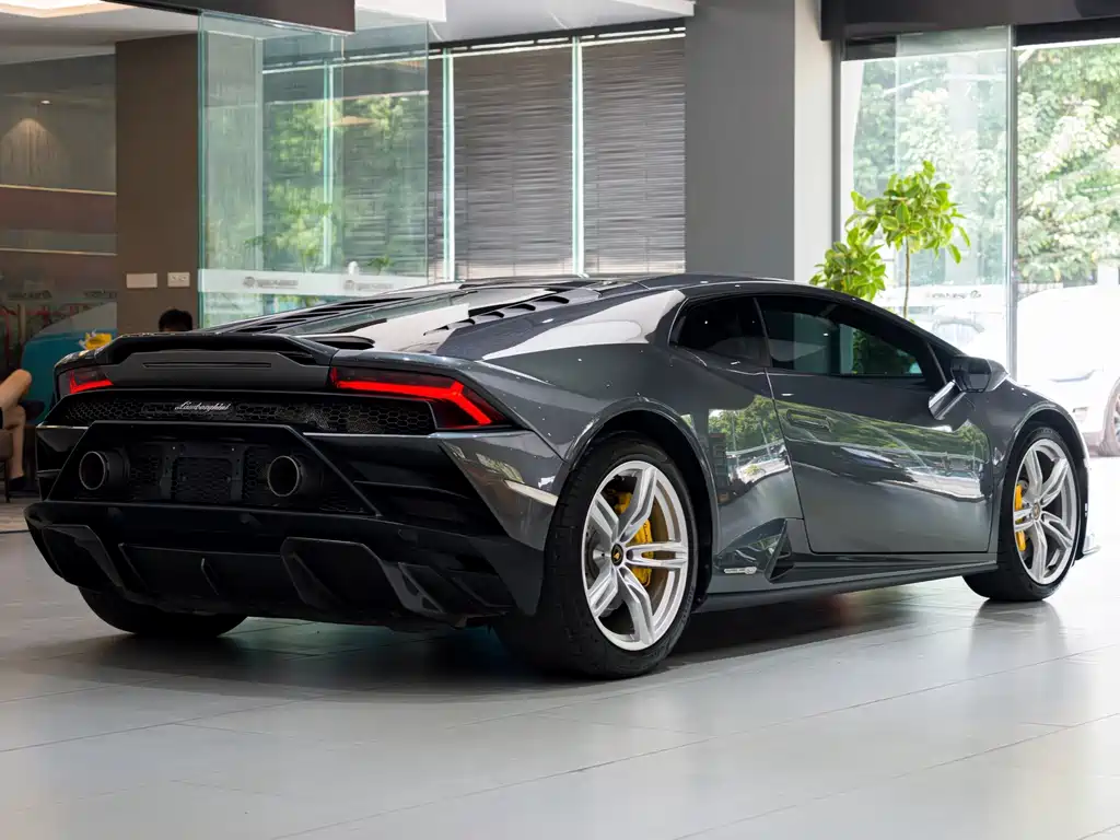 Lamborghini Huracán — миниатюра 17