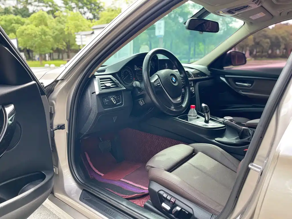 BMW 3 Series — миниатюра 4