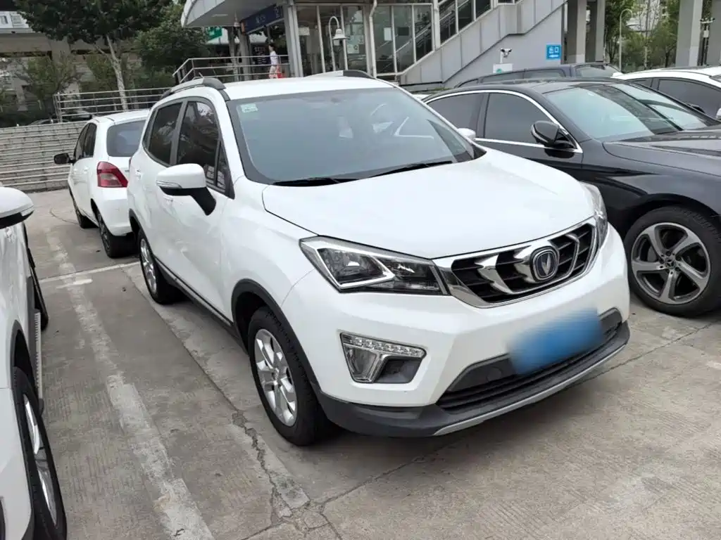Changan CS15 — миниатюра 4