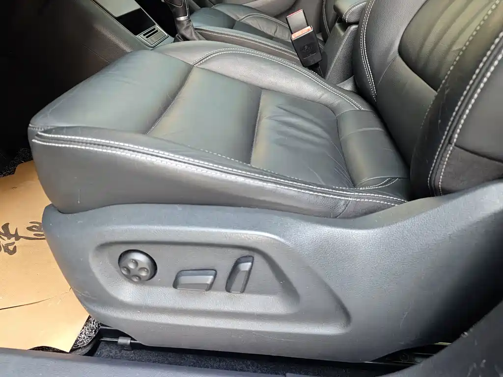 Volkswagen Tiguan — миниатюра 12
