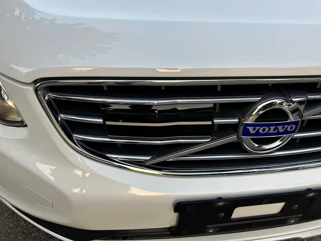 Volvo XC60 — миниатюра 4