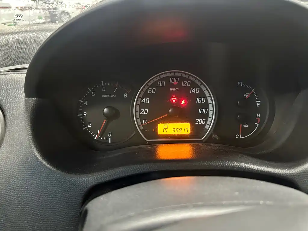 Suzuki Swift — миниатюра 10
