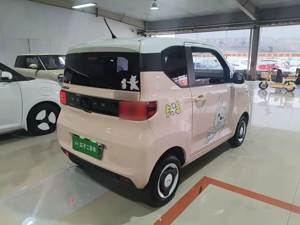 Wuling MINIEV — миниатюра 7