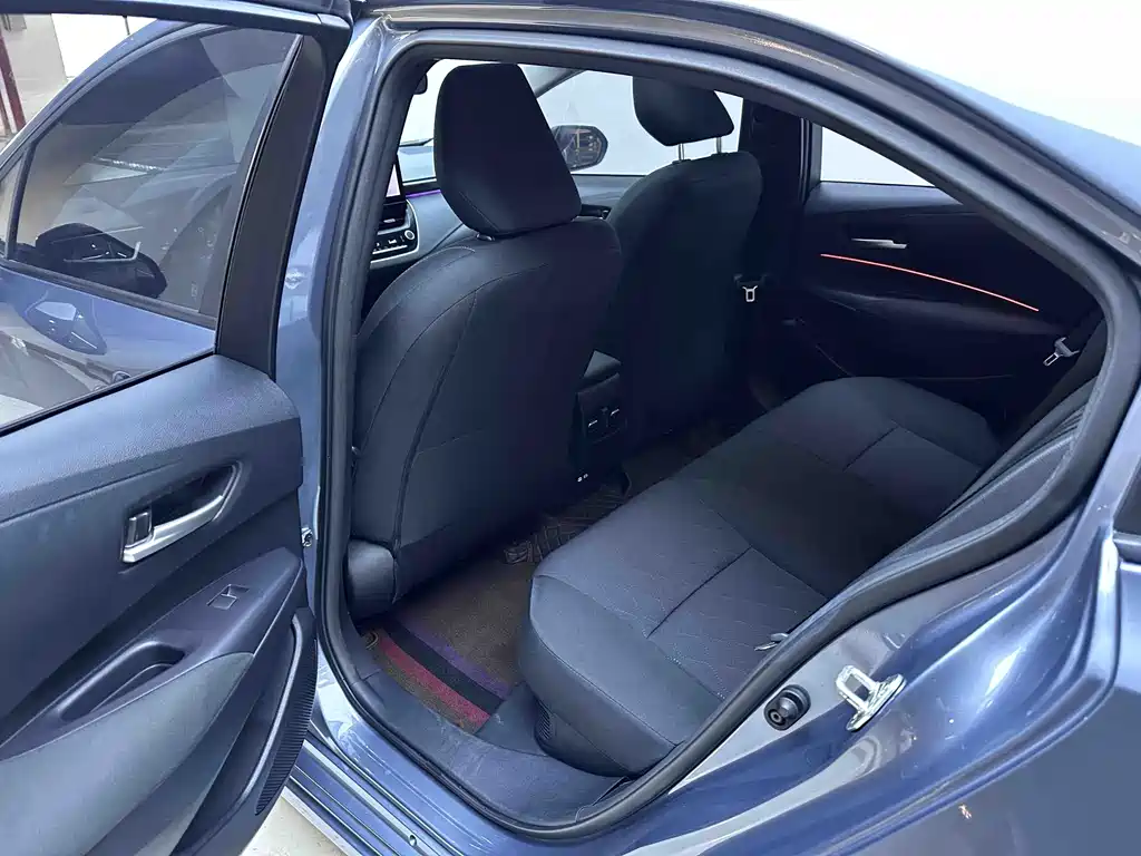 Toyota Corolla — миниатюра 12