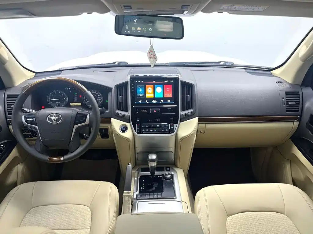Toyota Land Cruiser — миниатюра 4