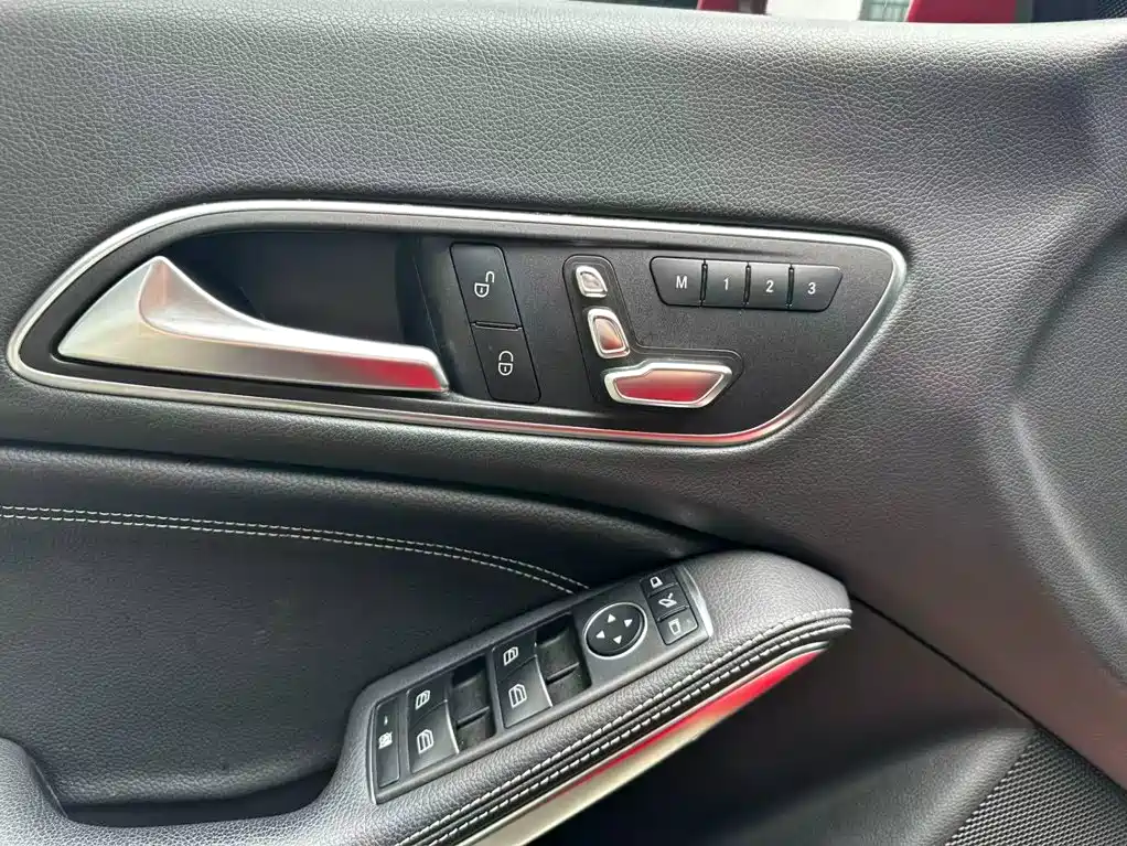 Mercedes-Benz CLA (Import) — миниатюра 18