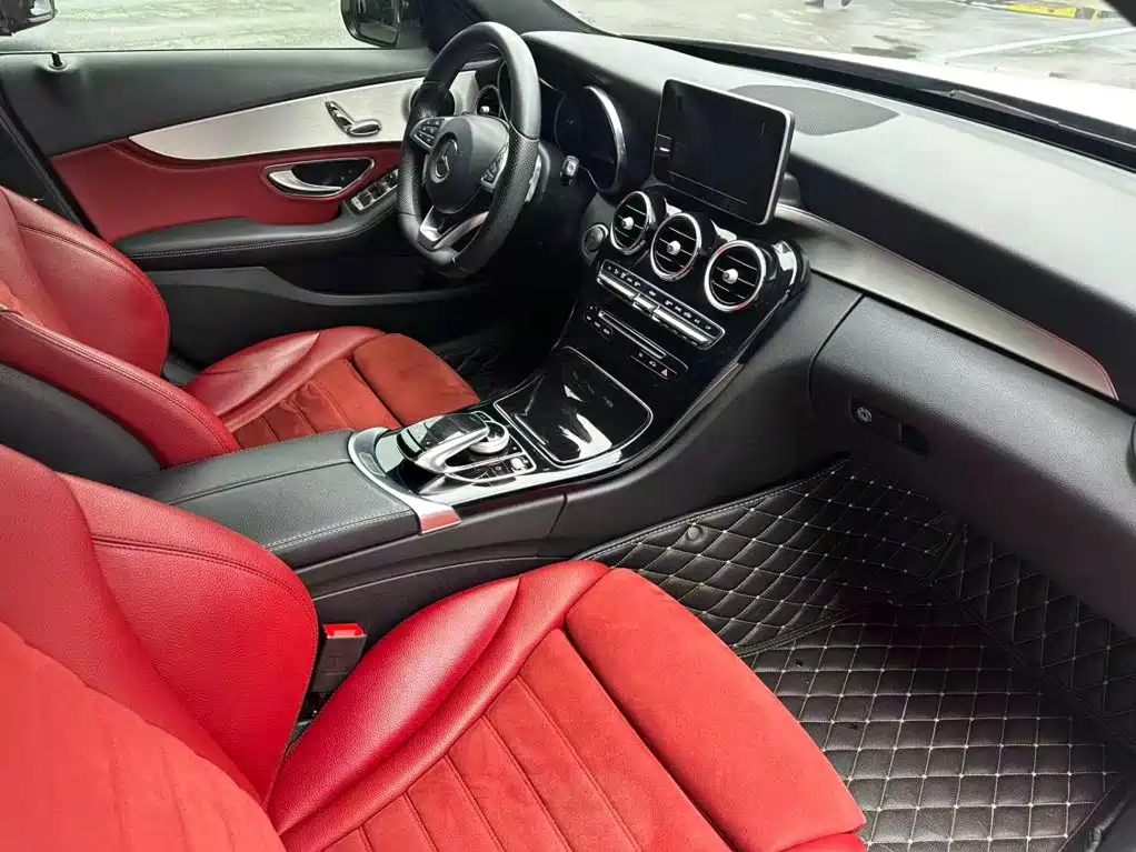 Mercedes-Benz C-Class — миниатюра 14