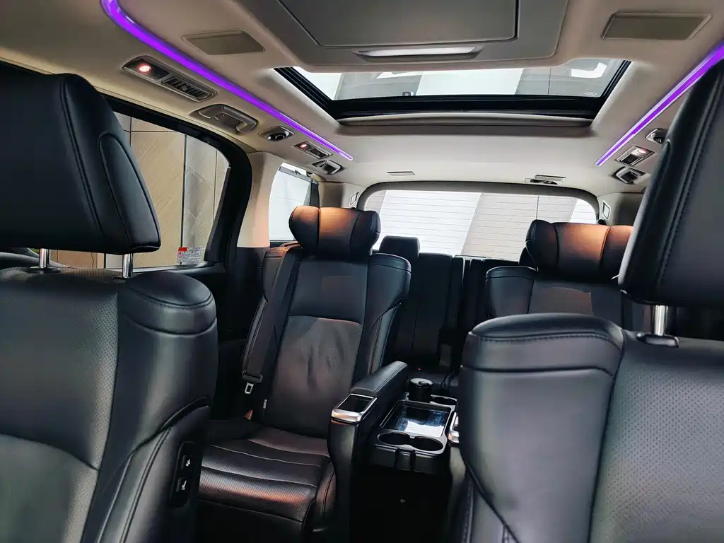 Toyota Vellfire — фотографии объявления, Фото 17