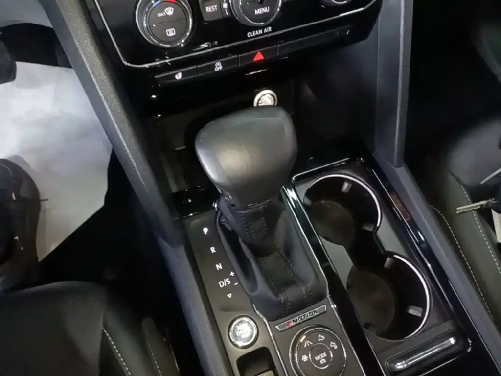 Volkswagen Teramont — миниатюра 14