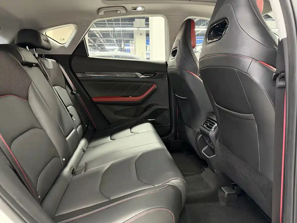 Geely Emgrand S — миниатюра 12