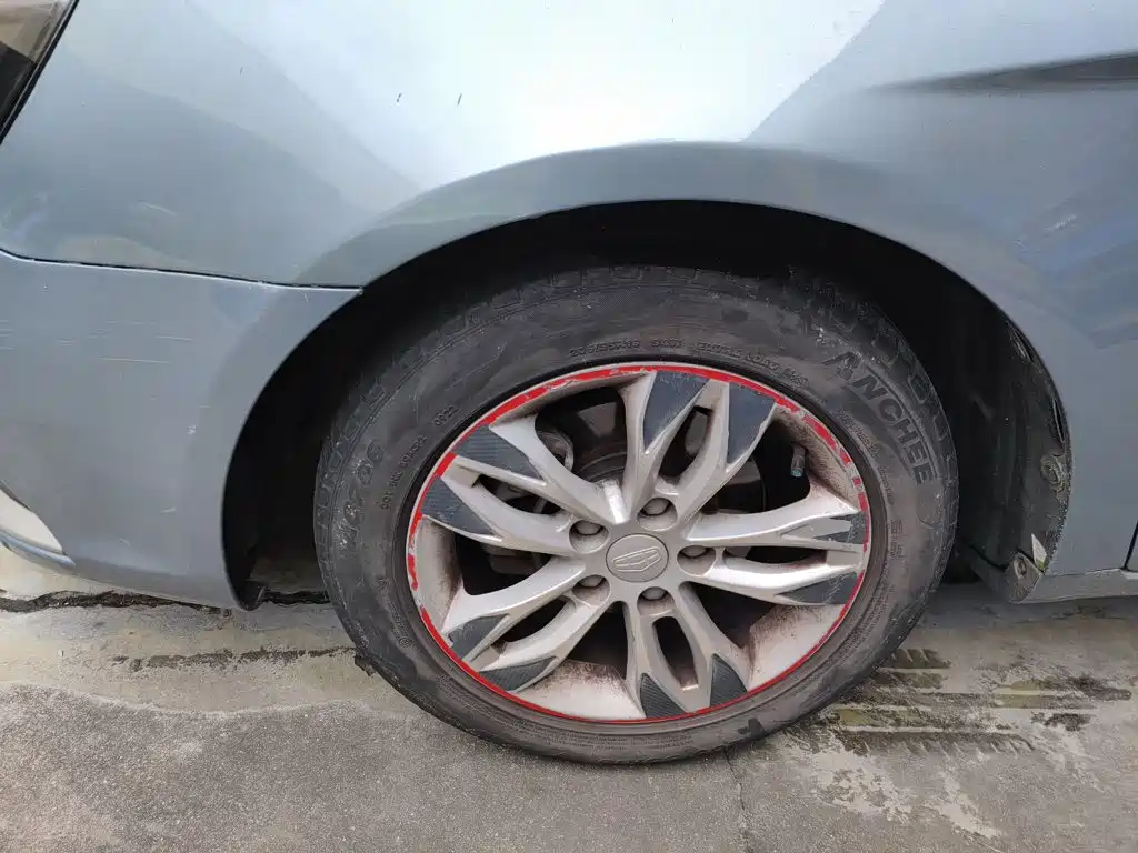 Geely Emgrand — миниатюра 23