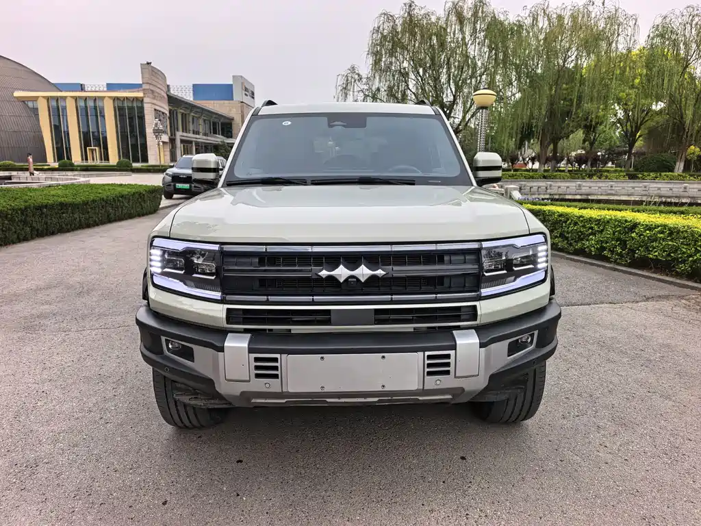 Fang Cheng Bao Leopard 5 2024