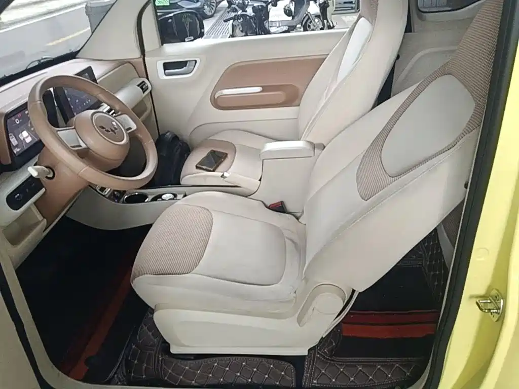 Wuling MINIEV — миниатюра 15