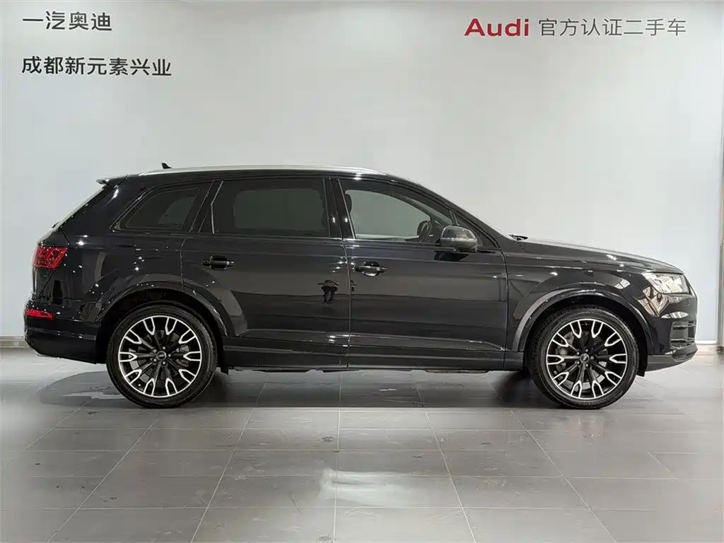Audi Q7 — миниатюра 3