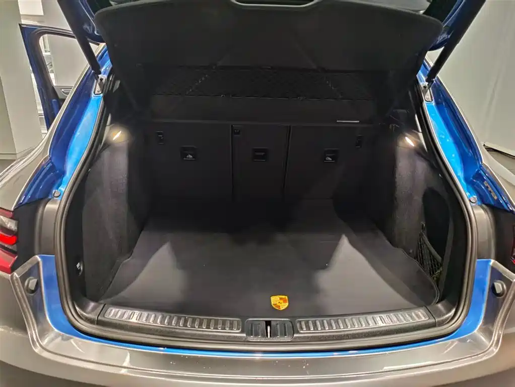 Porsche Macan — миниатюра 9