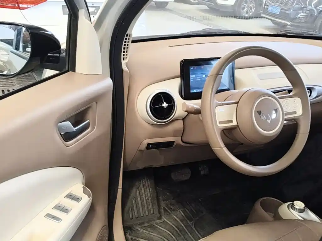 Wuling MINIEV — миниатюра 16
