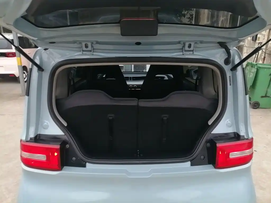 Wuling MINIEV — миниатюра 19