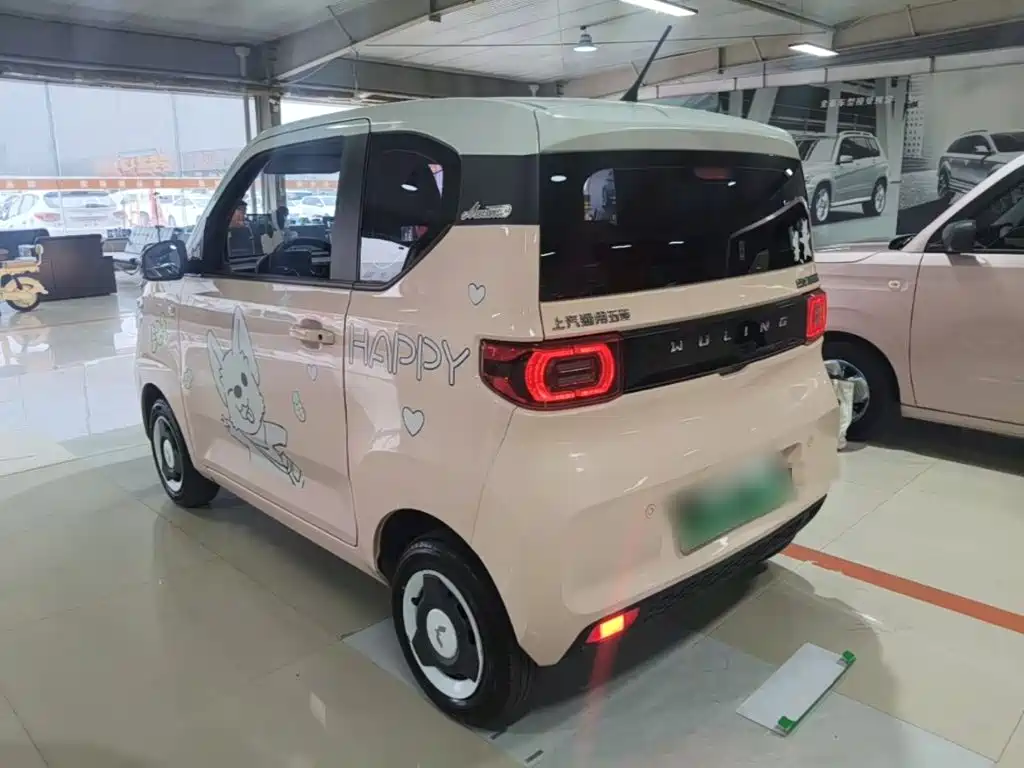 Wuling MINIEV — миниатюра 5