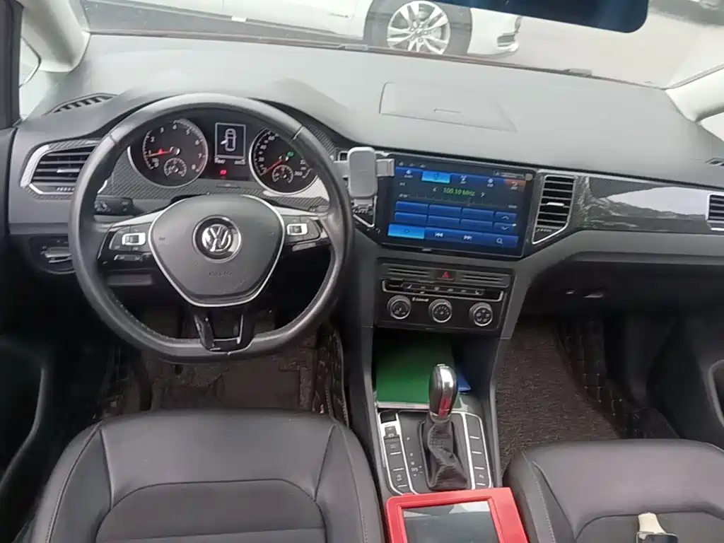 Volkswagen Golf Sportsvan — миниатюра 10