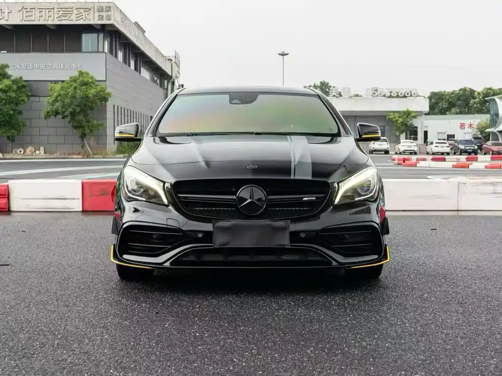 Mercedes-Benz CLA AMG — миниатюра 3